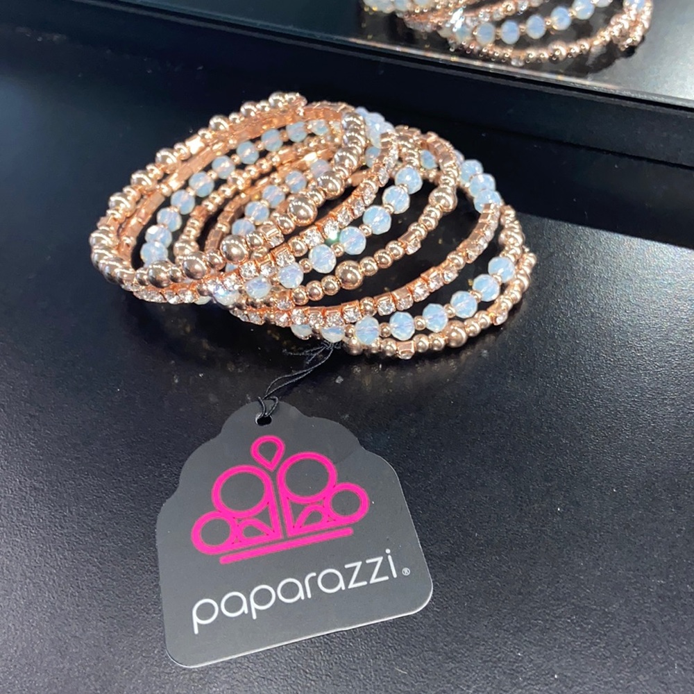One piece bracelet